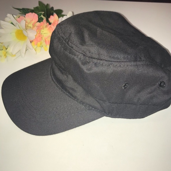 📢 BUNDLE 5 PLAIN HATS 📢 - Picture 8 of 8